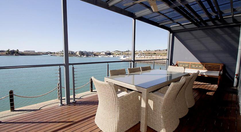 Wallaroo Marina Apartments