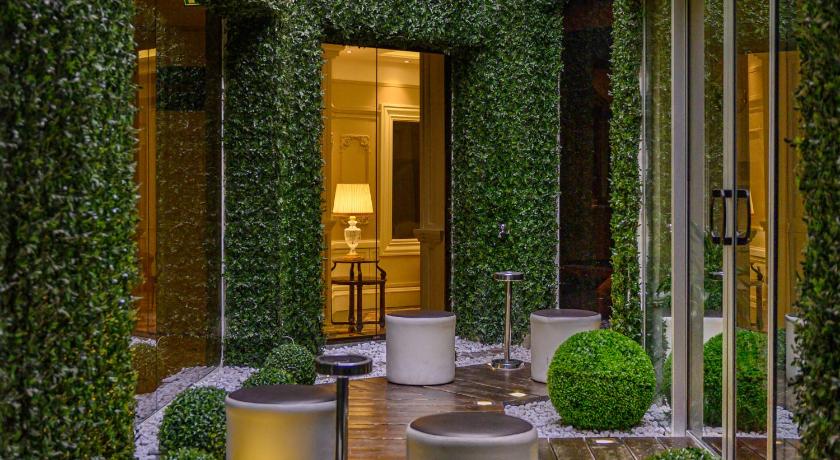 Radisson Blu GHR Hotel, Rome photo