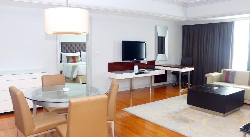 Image of Three-Bedroom Suite - Non-Smoking 4