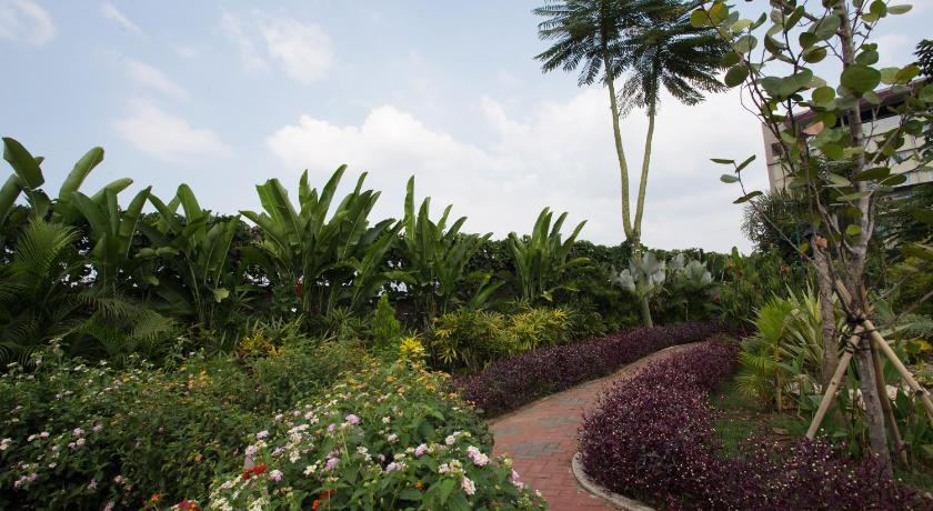 Grand Sunshine Resort and Convention