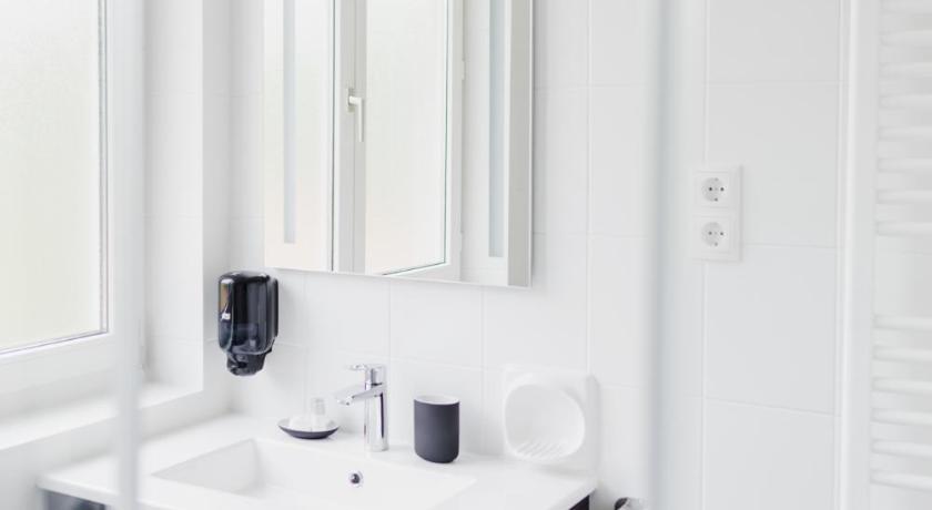 Mullner Smart Hotel Wien Self Check In photo