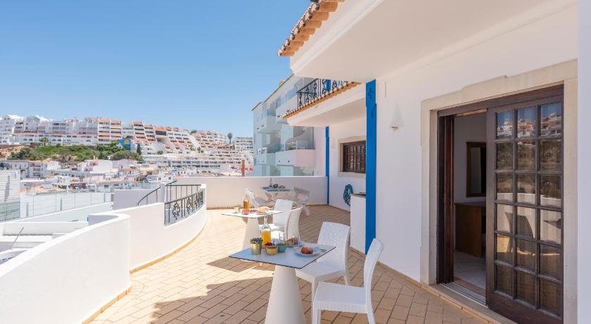 Image of Double or Twin Room with Balcony 13
