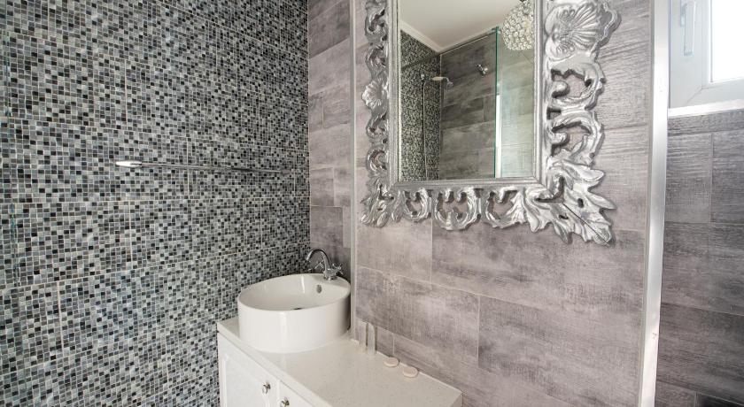 Rania Apartments photo