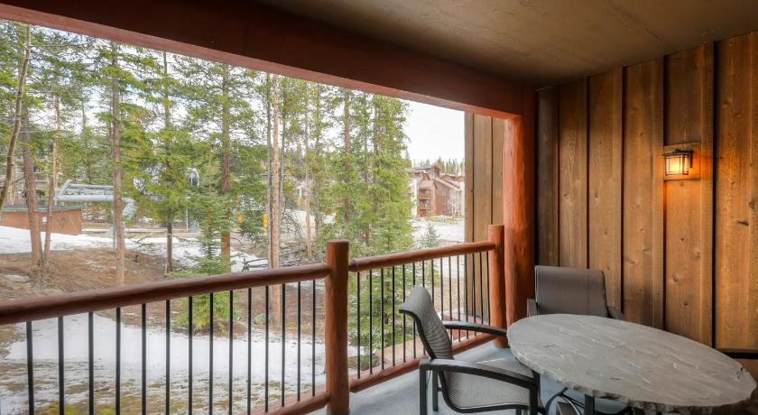 Image of Apartment 12