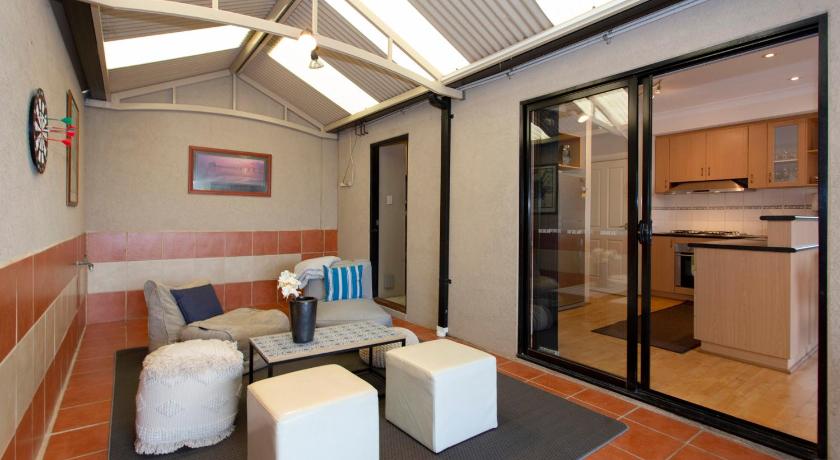 Bella Vista Townhouse with Views photo
