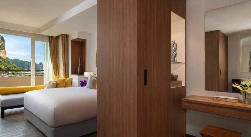Image of Avani Superior Room 4
