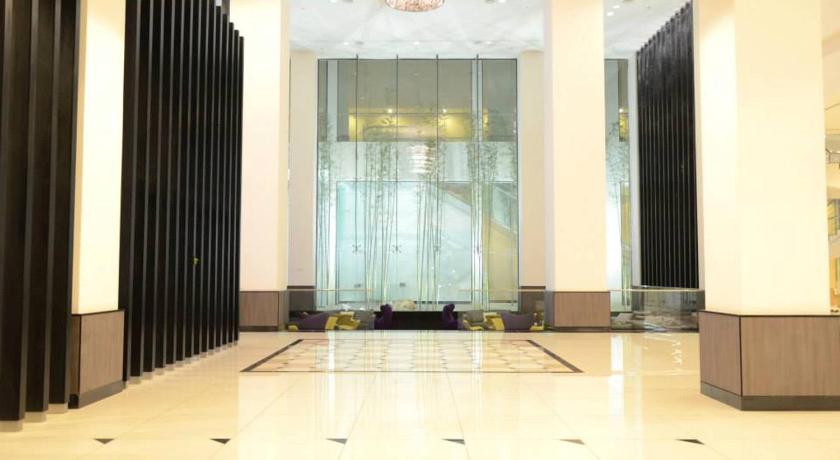 Grand Alora Hotel - image 21