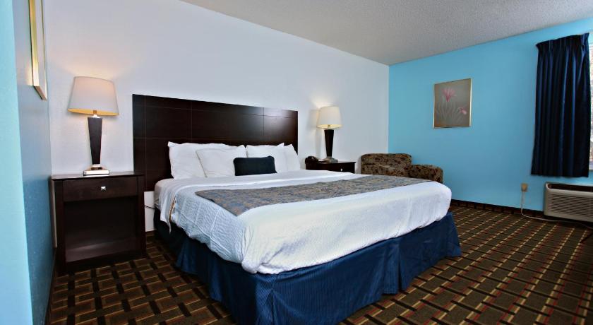 Coratel Inn & Suites Newton