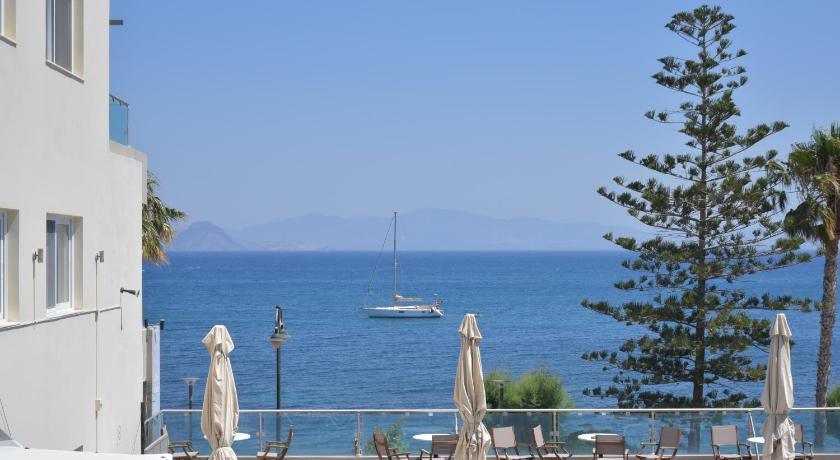 Bristol Sea View Apartments photo