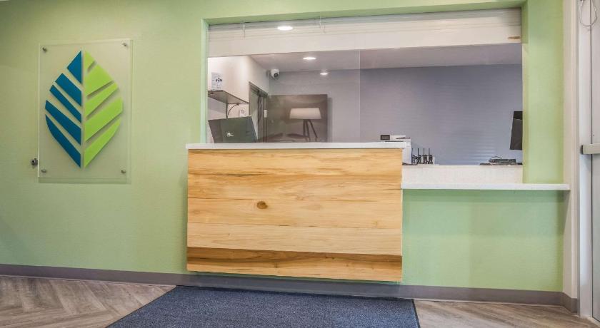 WoodSpring Suites Atlanta McDonough photo