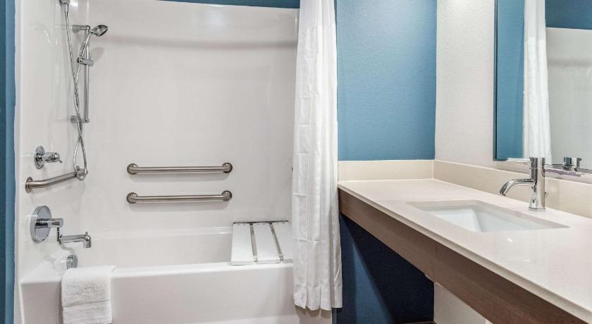 WoodSpring Suites Greenville Haywood Mall photo