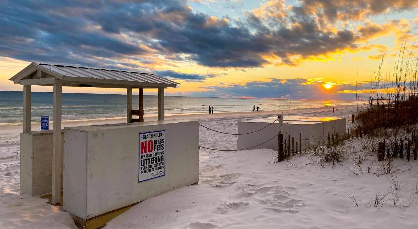 Captain Morgan's - Crystal Beach Subdivision photo