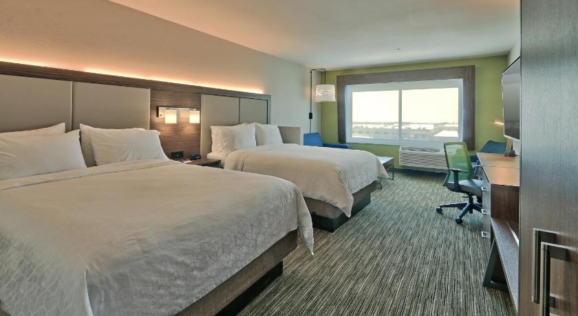 Holiday Inn Express And Suites Albuquerque East