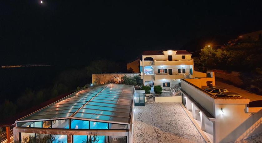 Villa Hacienda Grof — Hotel in Dugi Rat