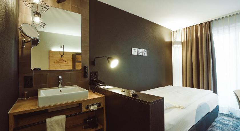 Baxter Hotel photo