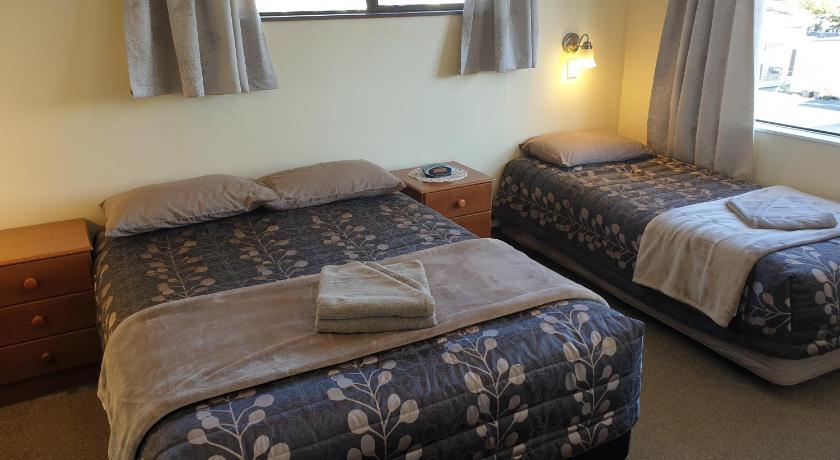 Image of Three-Bedroom Apartment 4