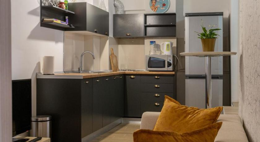 Hostel Denica — Hotel in Skopje