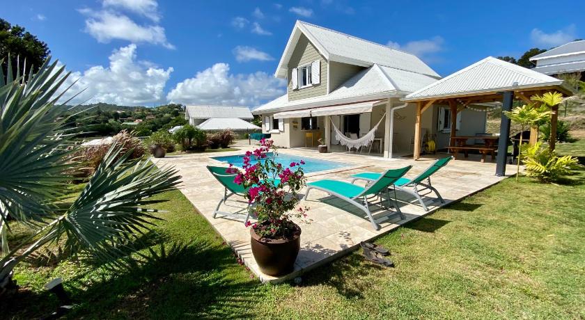 Farniente au soleil.. — Hotel in Le Francois