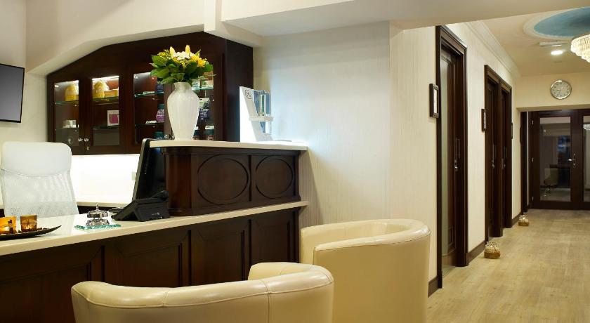 EA Hotel Elefant photo