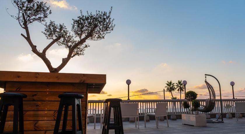 Hermitage Hotel — Hotel in Bat Yam