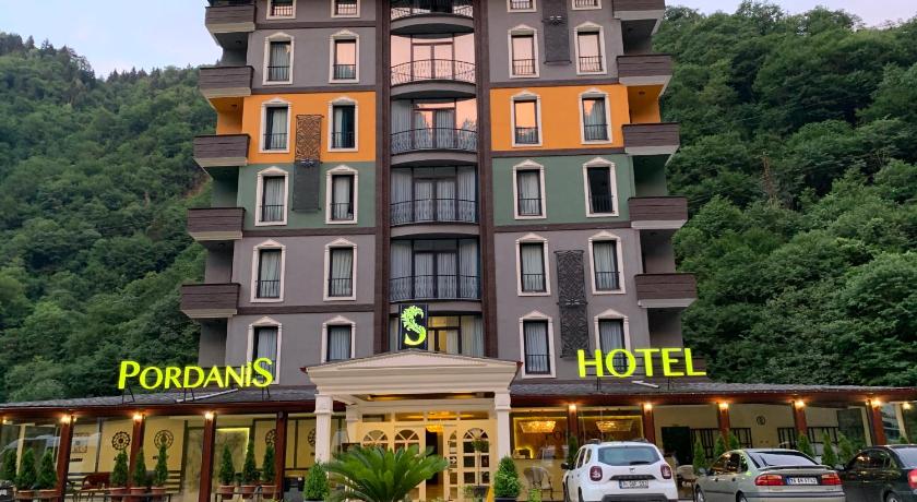 PORDANIS HOTEL — Hotel in Çamlıhemşin