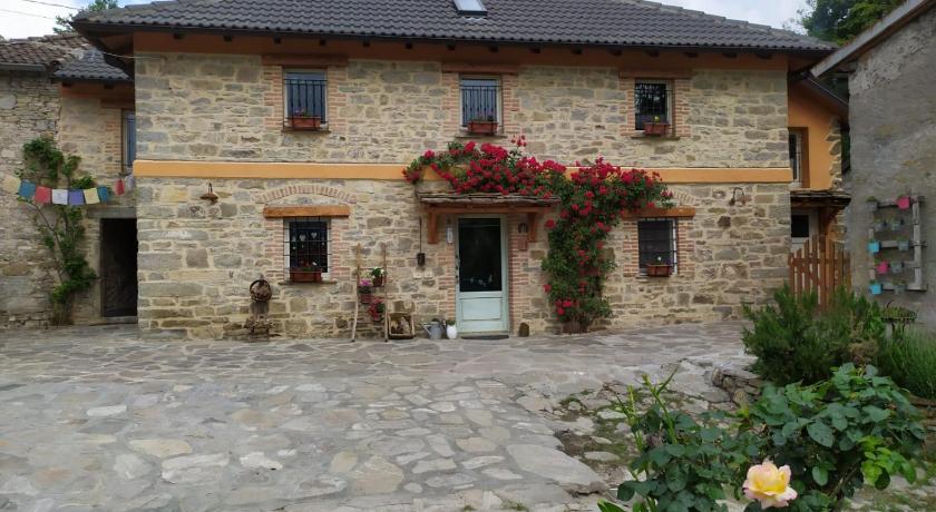 la corte dei cerri — Hotel in Frassinoro