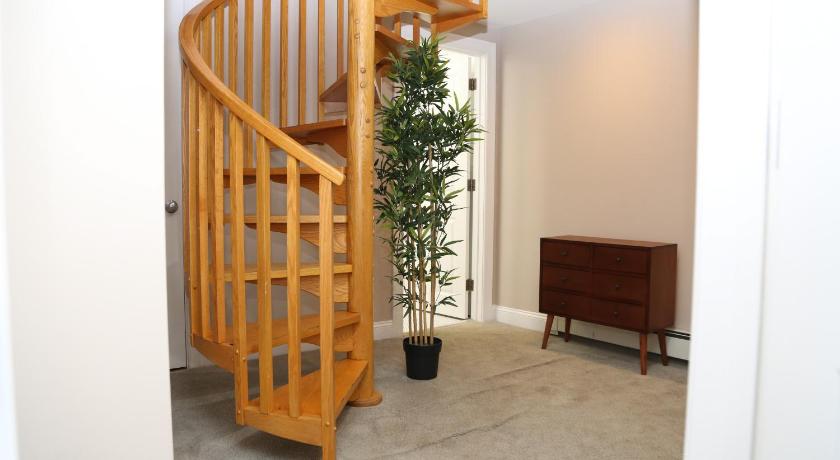 Stylish 2 Bedroom in South End photo