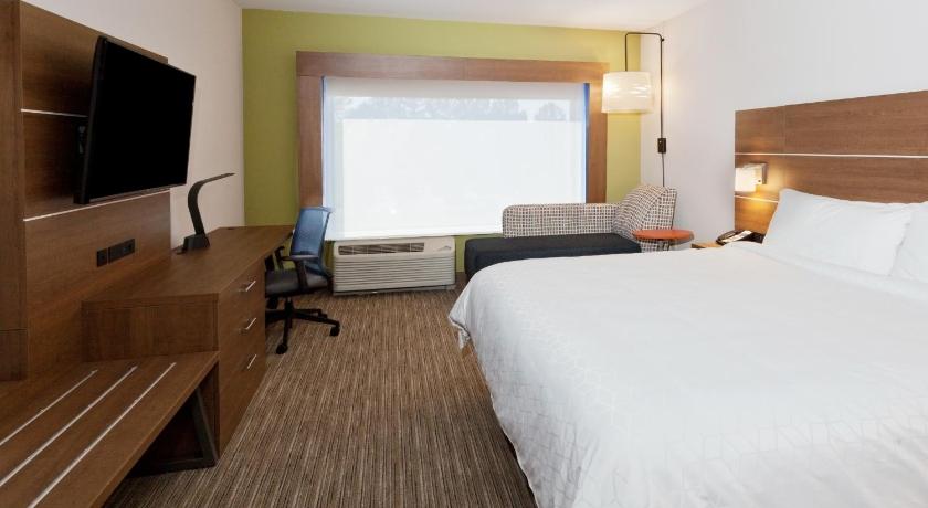 Holiday Inn Express Fayetteville