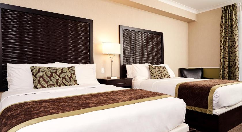 RiverRock Inn