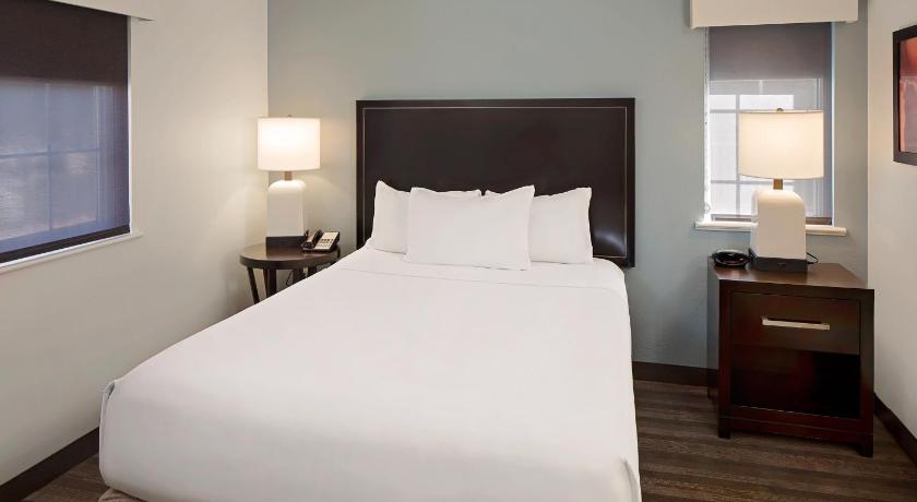 Hyatt House Dallas Las Colinas