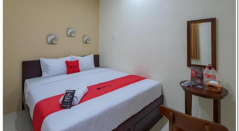 Image of RedDoorz Room 2