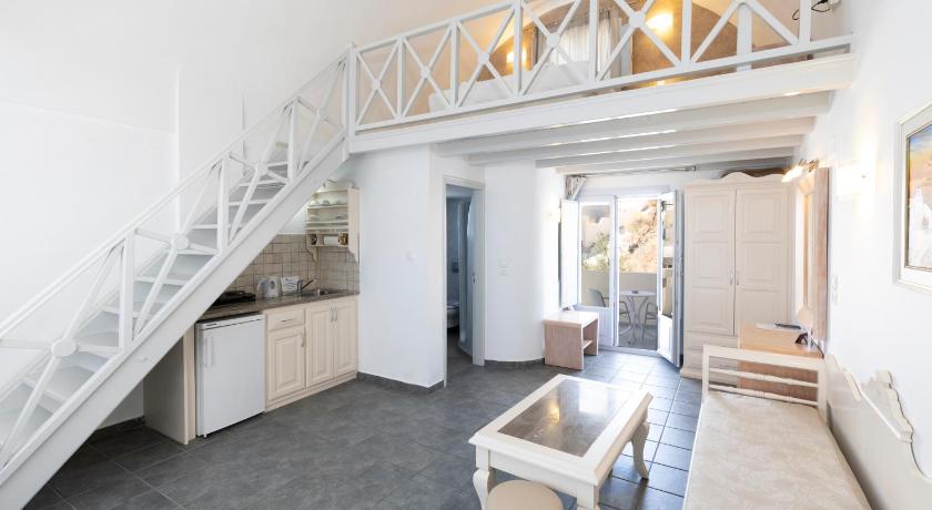Erato Apartments - image 4