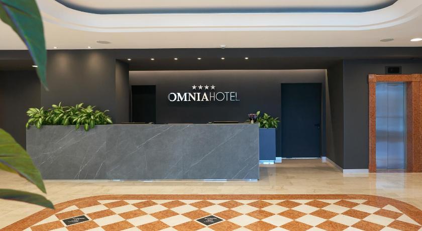 Hotel Omnia