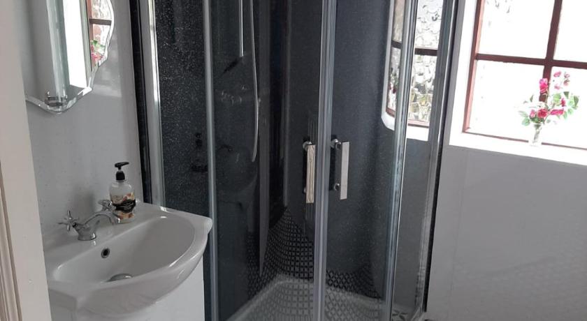Railway Bar Accommodation photo