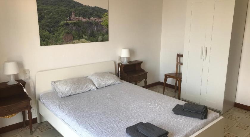 Cala Clareta, Castellfollit de la Roca – Updated 2023 Prices