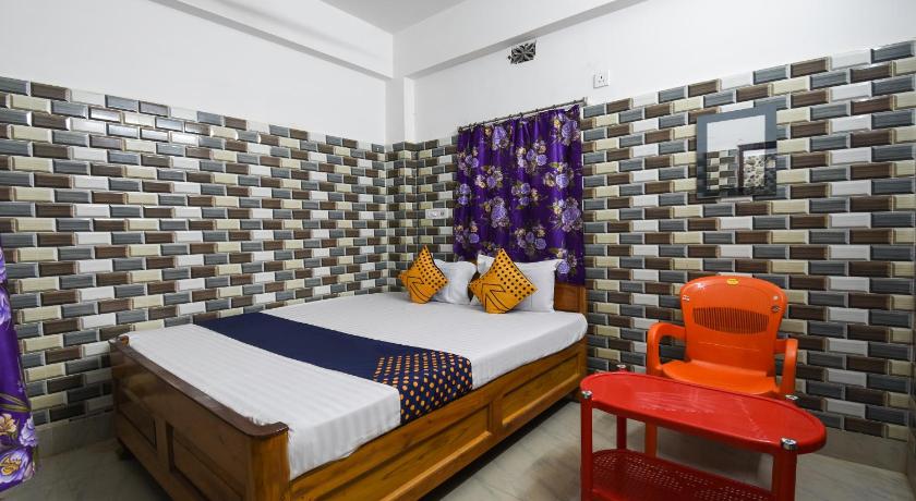 OYO 67789 Hotel Savera