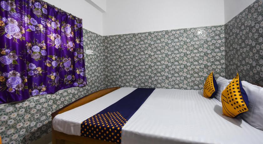 OYO 67789 Hotel Savera