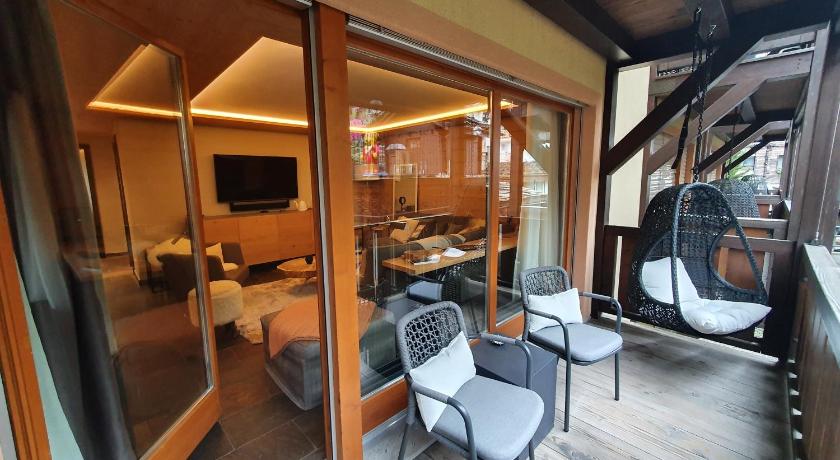 Twin Peak apartment at Nevada prime photo