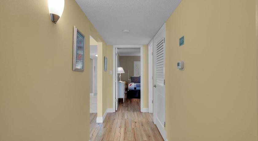 Two-Bedroom Apartment, Shoreline Towers 1024 in Destin (FL)
