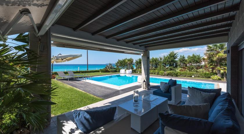 #Luxlikehome - Villa Glamour Posidi photo
