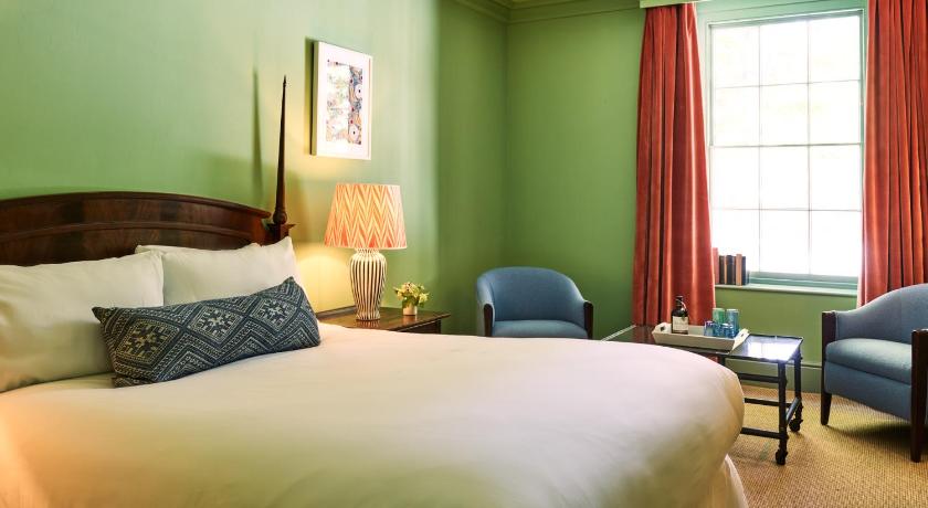 Mitre Hotel photo