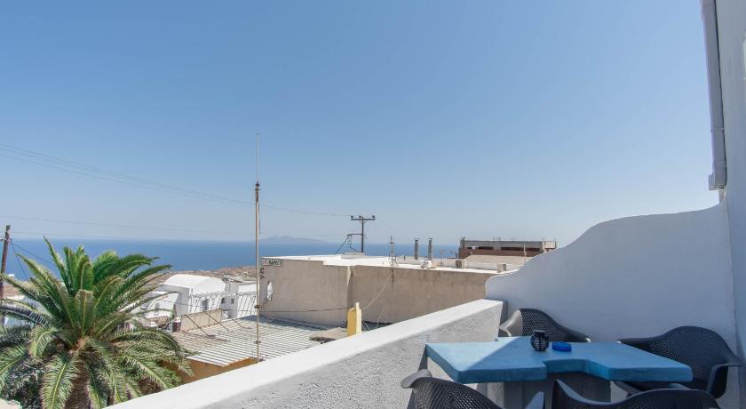 N RENIERIS Apartments photo