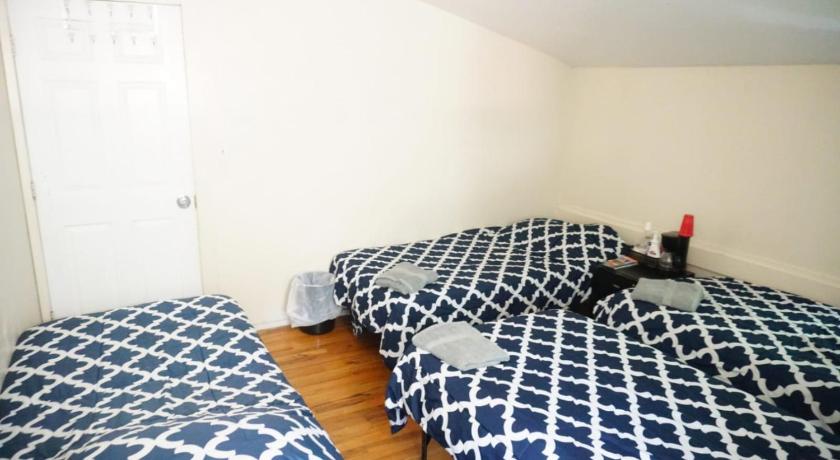 182 Bedrooms near Fenway & Dowtown photo