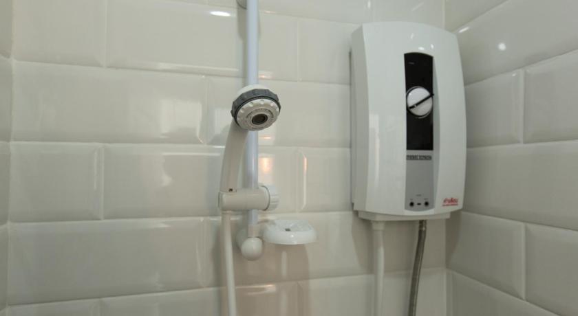 รูปของห้องพักรวมชายหญิง (Mixed Dormitory Room) 6