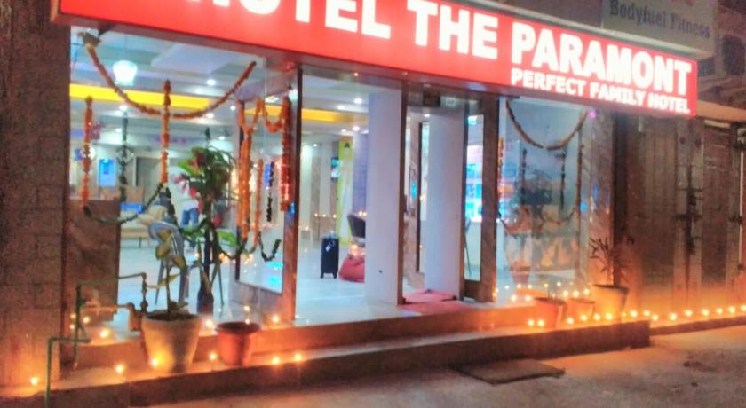 Airport Hotel The Paramont