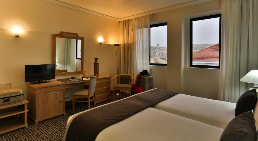 Image of Family Room 7