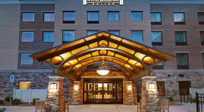 Staybridge Suites Sterling Heights - Detroit Area