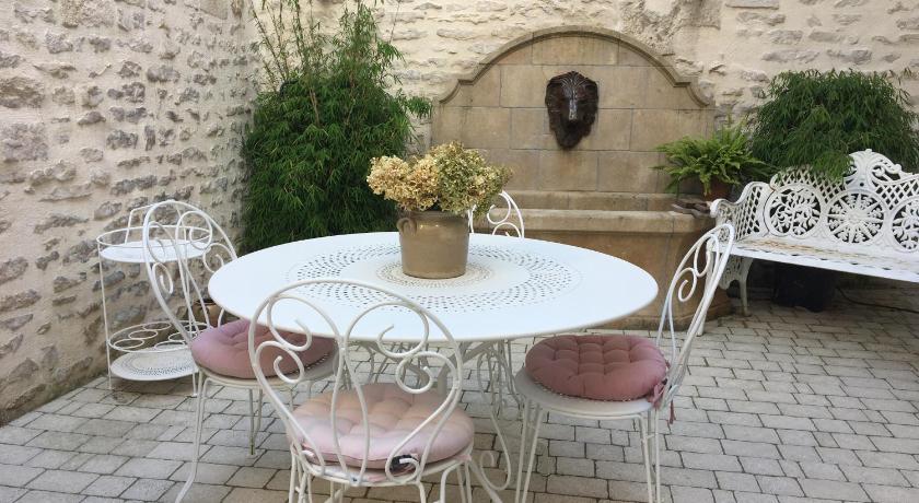 Maison Galimard — Hotel in Flavigny-sur-Ozerain