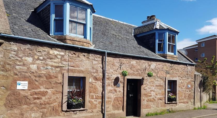 Ness City Cottage photo