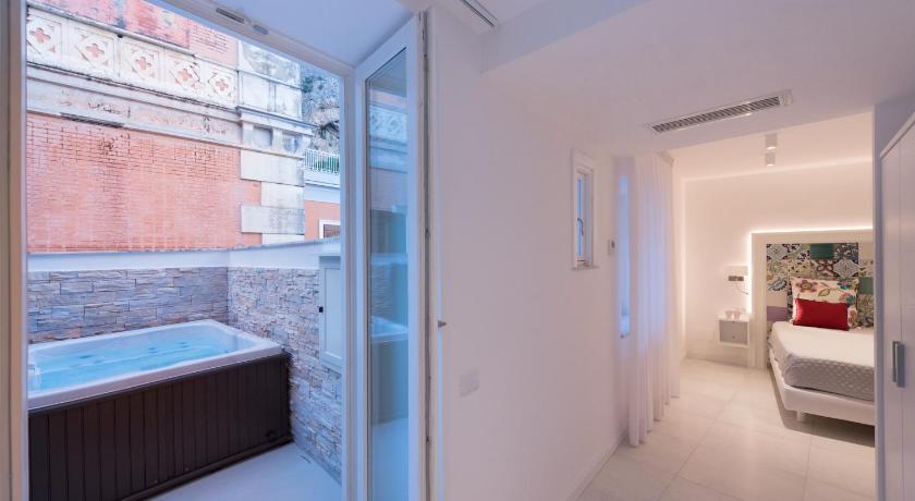 Amalfi Suite Boutique Hotel Adults Only photo